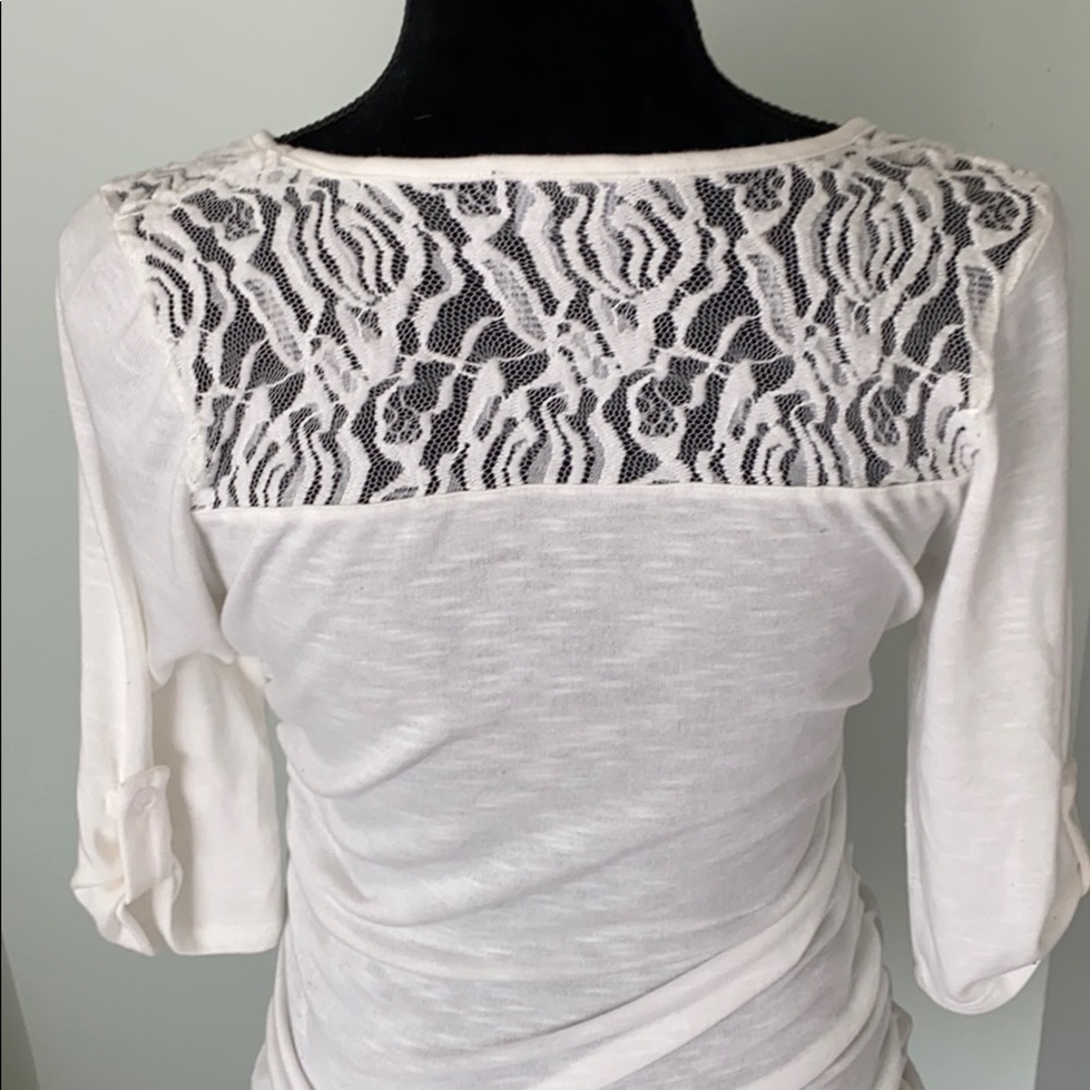 Adorable Ruched Lace Top - Picture 4 of 5